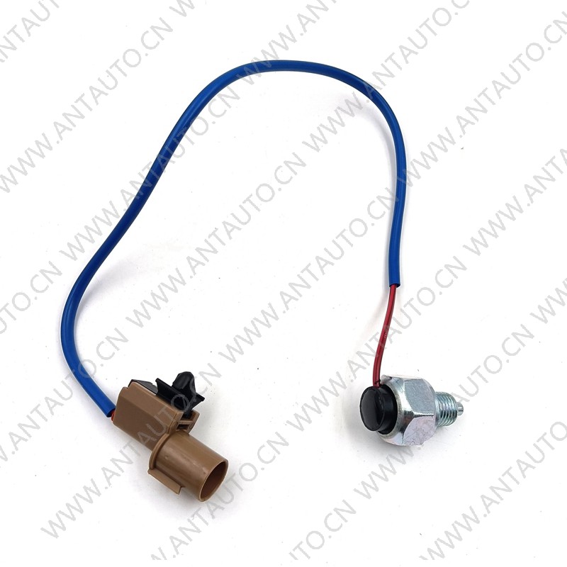 Выключатель стоп-сигнала