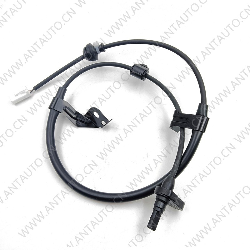 Датчик скорости вращения колес Датчик скорости вращения колес