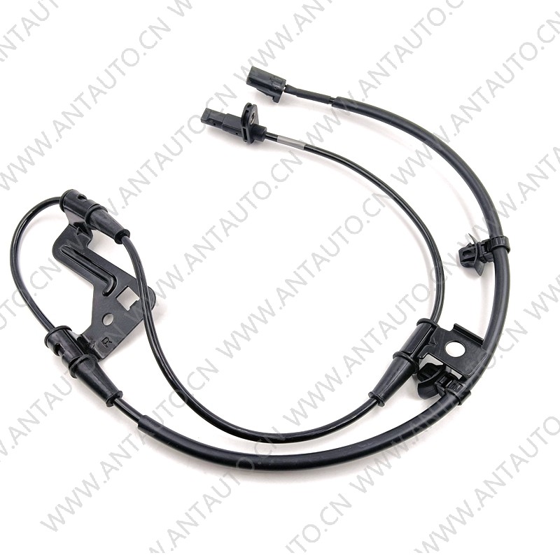 Датчик скорости вращения колес Датчик скорости вращения колес