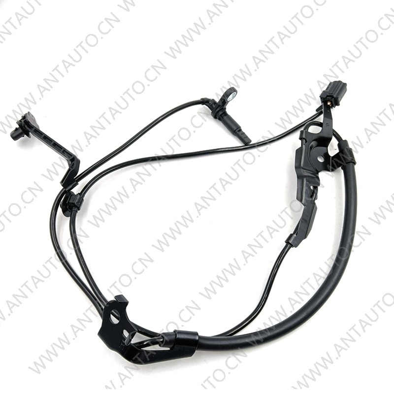 Датчик скорости вращения колес Датчик скорости вращения колес