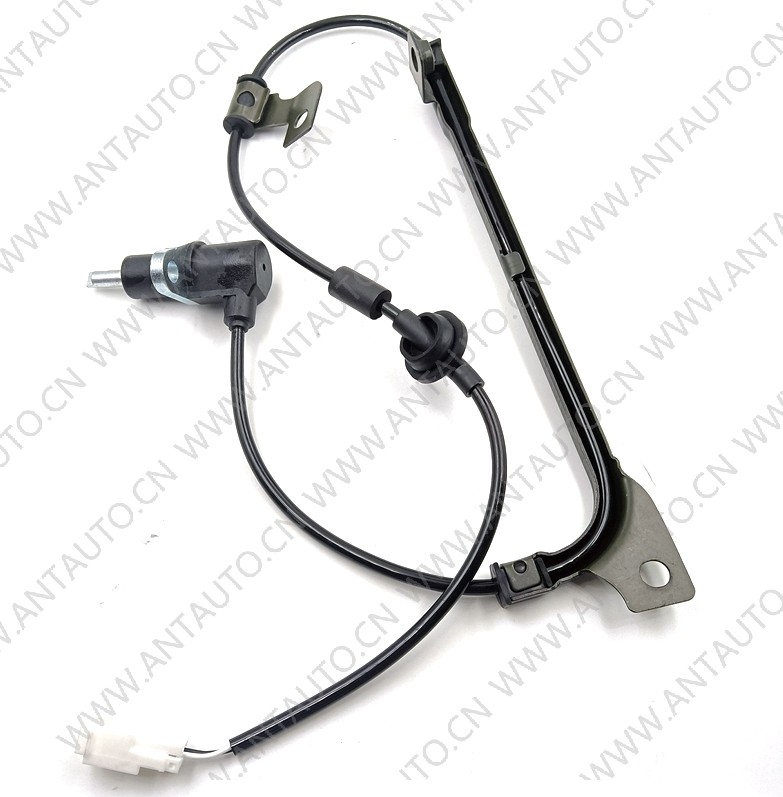 Датчик скорости вращения колес